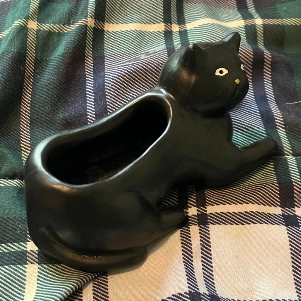 Black Cat Ceramic Planter
